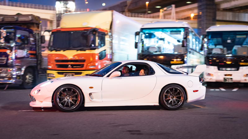 Illustration for article titled Here’s How Japan Does a Giant Mazda Rotary Party